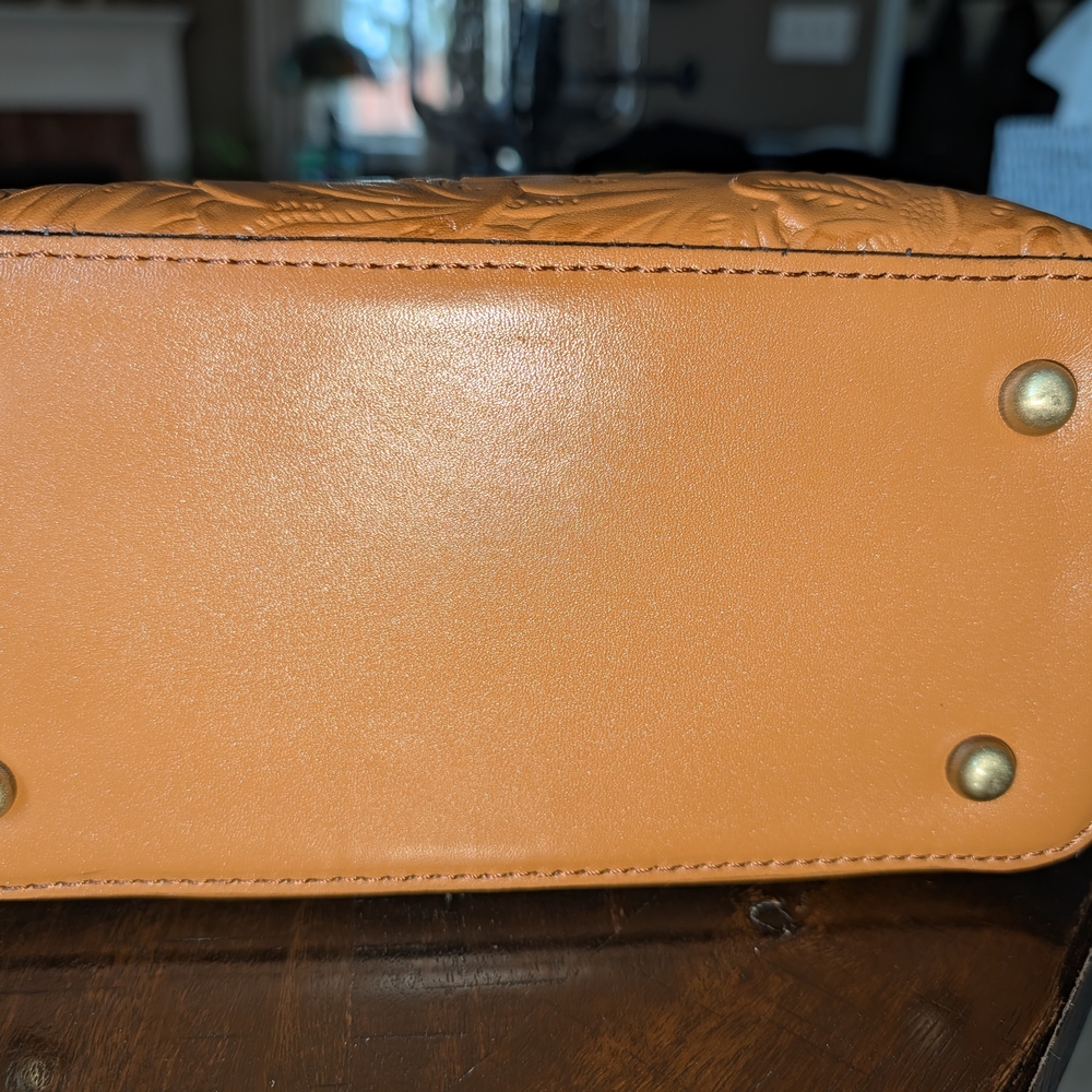 Patricia Nash Tan Embossed Floral Leather Crossbody - Picture 7 of 7